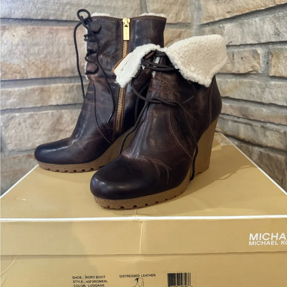Women’s Michael Kors Rory Boot - Picture 2 of 5